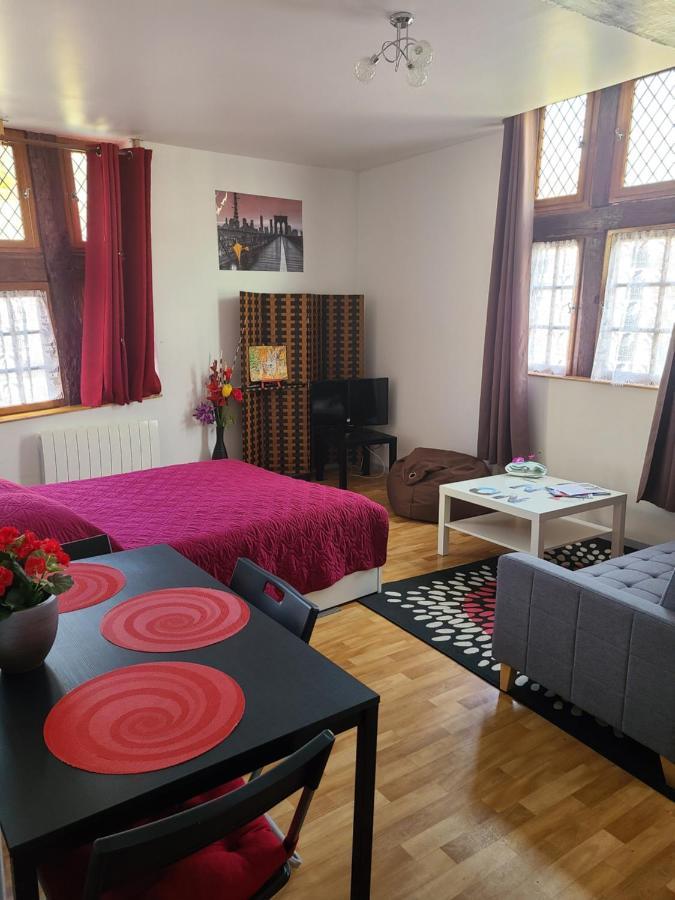 Appartement Du Vieux تروي المظهر الخارجي الصورة