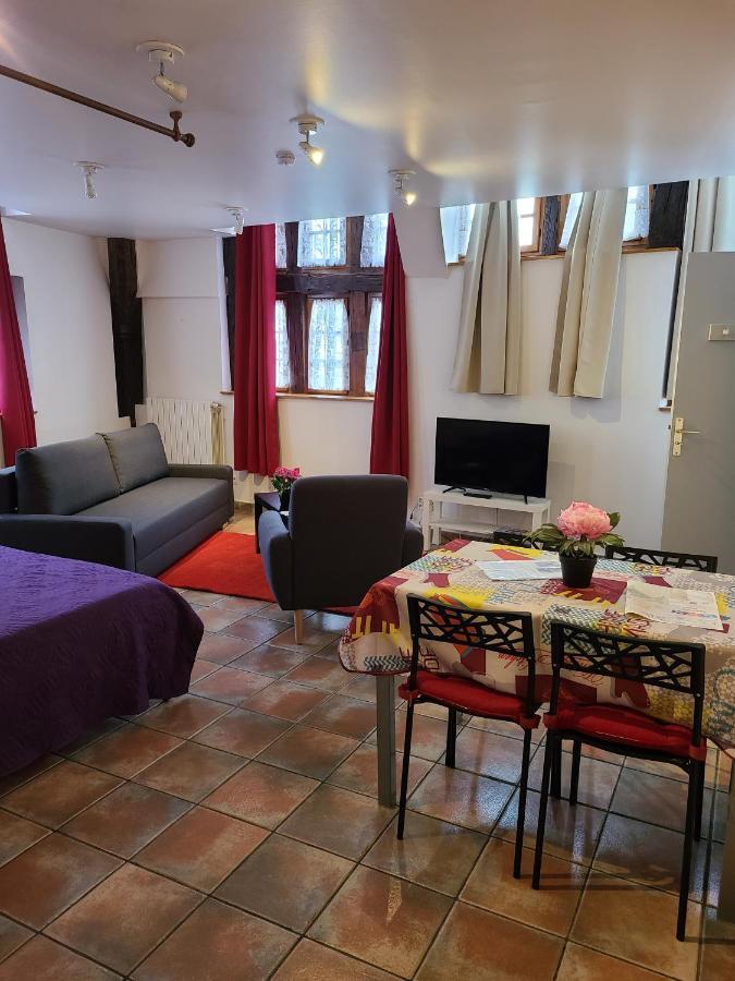Appartement Du Vieux تروي المظهر الخارجي الصورة