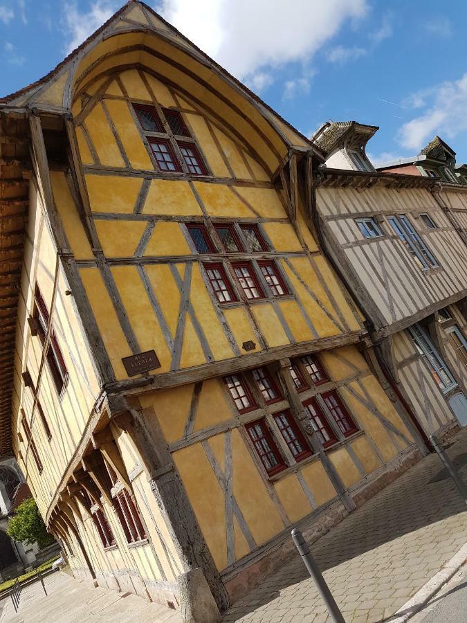Appartement Du Vieux تروي المظهر الخارجي الصورة
