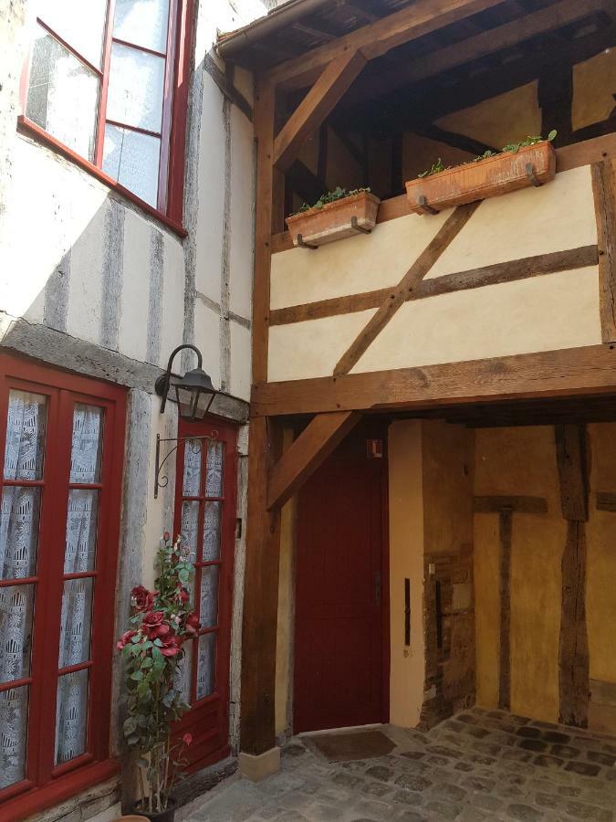 Appartement Du Vieux تروي المظهر الخارجي الصورة