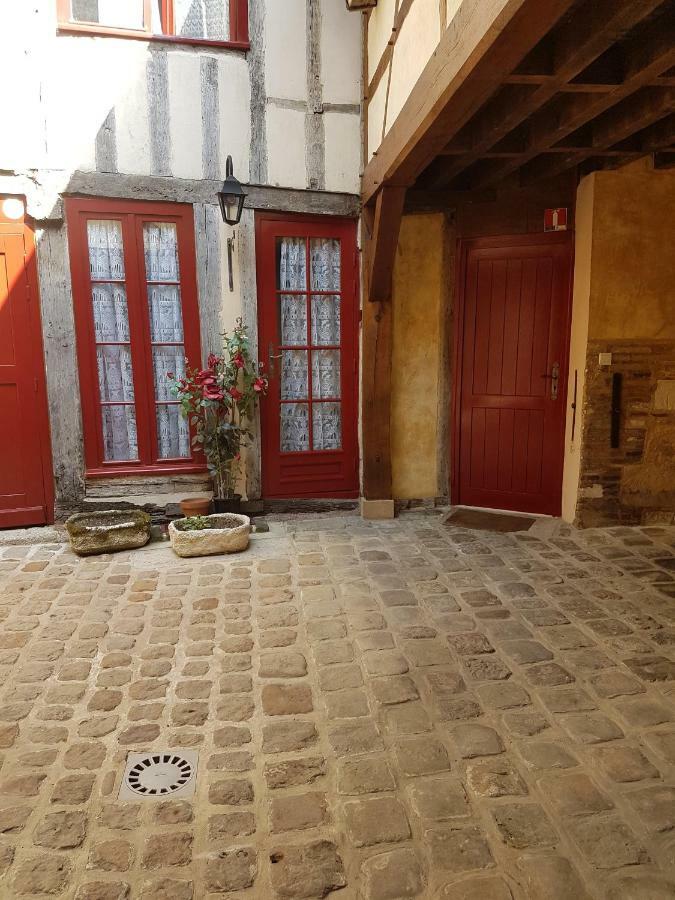 Appartement Du Vieux تروي المظهر الخارجي الصورة